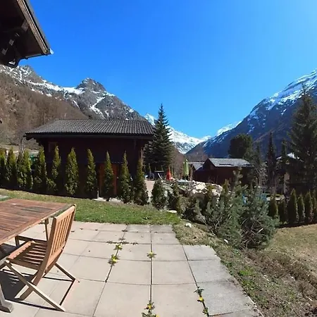 Chalet Stecaya Face à La Piste De L'aigle Zinal