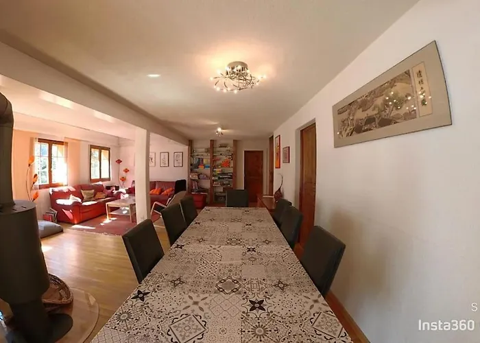 Шале Stecaya Face A La Piste De L'aigle