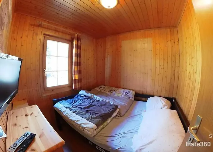 Stecaya Face A La Piste De L'aigle Шале *