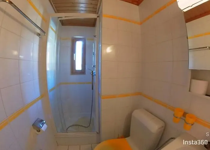 Stecaya Face A La Piste De L'aigle Шале