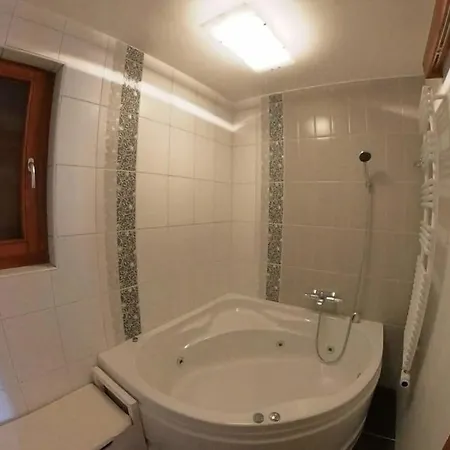 Stecaya Face A La Piste De L'aigle 木屋 琪纳尔